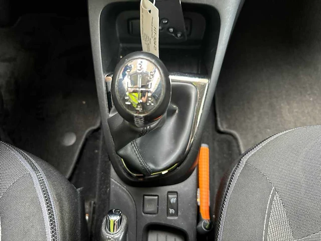 Renault captur 0.9 tce dynamique , ; ht-304-d - afbeelding 6 van  20