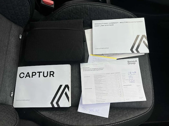 Renault captur 1.0 tce 90 evolution 2023 | s-986-kl - afbeelding 24 van  30
