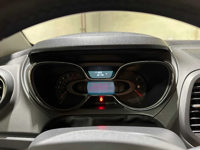Renault captur 1.2 tce intens 120pk 2018, x-893-nd - afbeelding 18 van  39