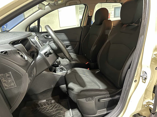 Renault captur 1.2 tce intens 120pk 2018, x-893-nd - afbeelding 24 van  39