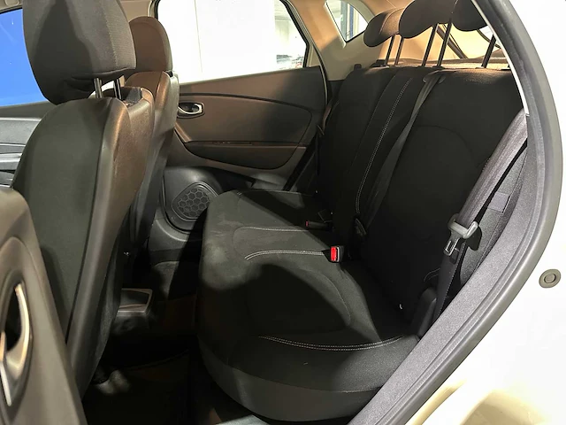 Renault captur 1.2 tce intens 120pk 2018, x-893-nd - afbeelding 26 van  39