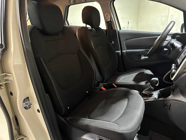 Renault captur 1.2 tce intens 120pk 2018, x-893-nd - afbeelding 31 van  39