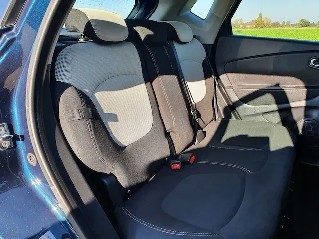 Renault captur 1.5 dci intens, automaat, 90 pk, euro 6, j-502-zs - afbeelding 26 van  34