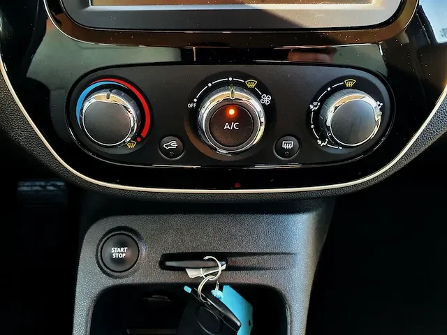Renault captur 1.5 dci intens, automaat, 90 pk, euro 6, j-746-nl - afbeelding 5 van  37