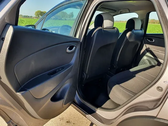 Renault captur 1.5 dci intens, automaat, 90 pk, euro 6, j-746-nl - afbeelding 21 van  37
