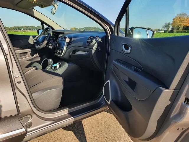 Renault captur 1.5 dci intens, automaat, 90 pk, euro 6, j-746-nl - afbeelding 32 van  37