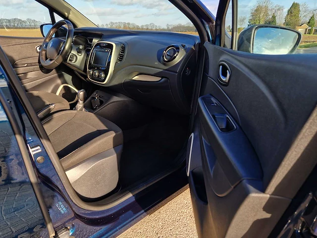 Renault captur 1.5 dci intens, j-502-zs - afbeelding 4 van  29