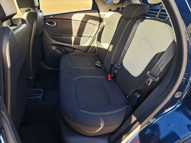 Renault captur 1.5 dci intens, j-502-zs - afbeelding 19 van  29
