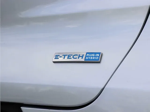 Renault captur 1.6 e-tech hybrid intens | t-666-gs - afbeelding 17 van  32