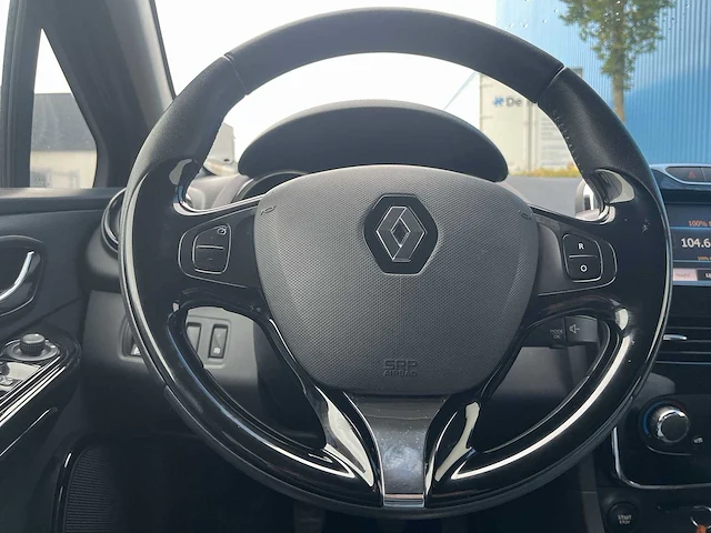 Renault clio 0.9 tce expression 2013 | 1-sgr-62 - afbeelding 2 van  22