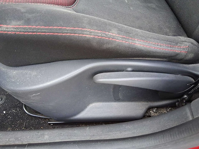 Renault clio 0.9 tce expression 2014 | 2-tvh-64 - afbeelding 3 van  29