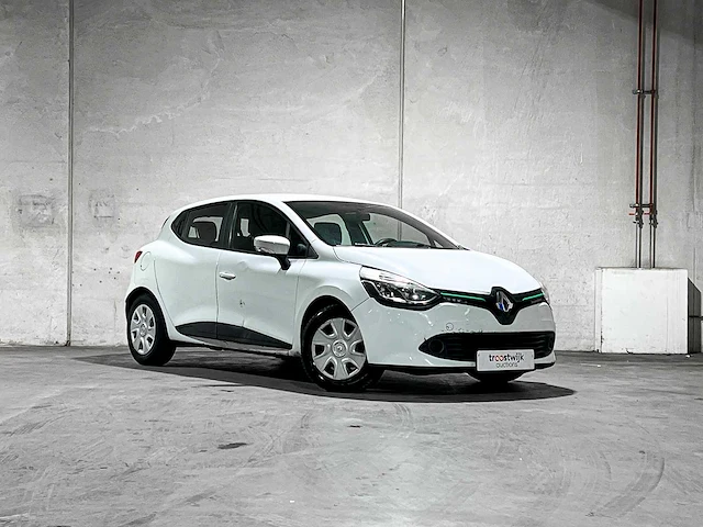 Renault clio 0.9 tce expression 90pk 2015, gz-530-j - afbeelding 35 van  39