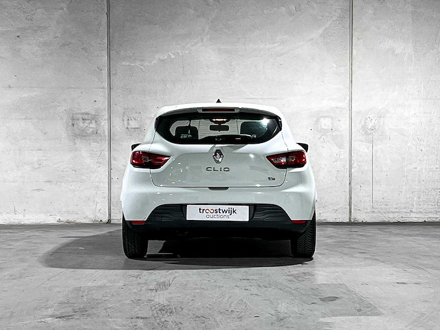 Renault clio 0.9 tce expression 90pk 2015, gz-530-j - afbeelding 3 van  39