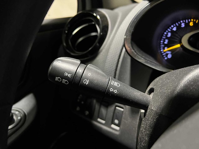 Renault clio 0.9 tce expression 90pk 2015, gz-530-j - afbeelding 17 van  39