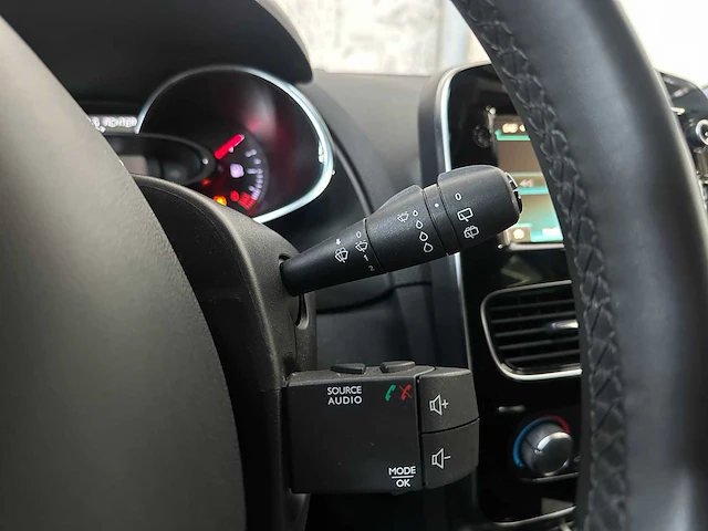 Renault clio 0.9 tce limited 90pk 2019, zh-449-t - afbeelding 17 van  42