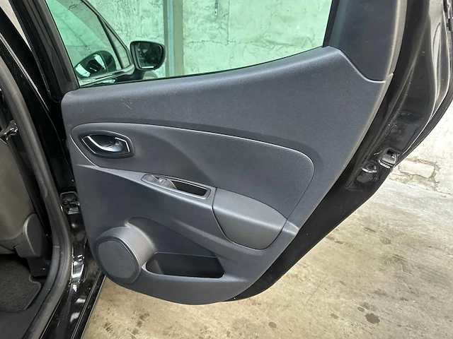 Renault clio 0.9 tce limited 90pk 2019, zh-449-t - afbeelding 27 van  42
