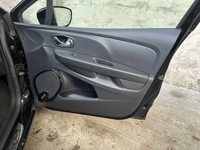 Renault clio 0.9 tce limited 90pk 2019, zh-449-t - afbeelding 28 van  42