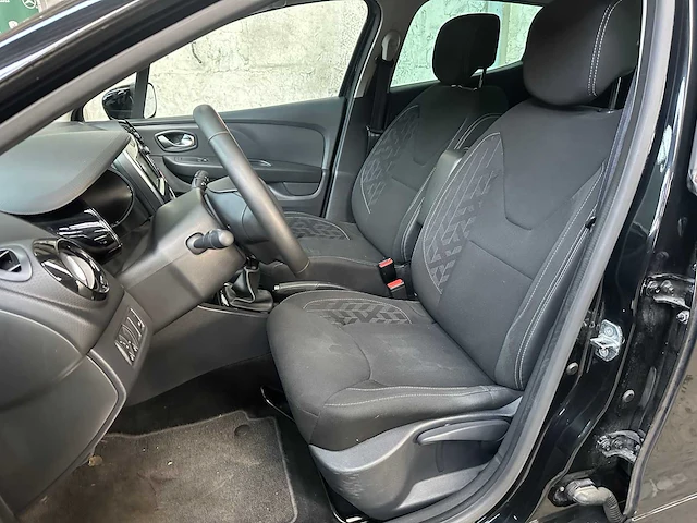Renault clio 0.9 tce limited 90pk 2019, zh-449-t - afbeelding 30 van  42