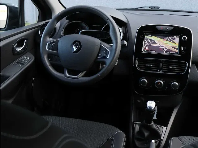 Renault clio 0.9 tce zen ecc/nav | sk-528-d - afbeelding 22 van  35