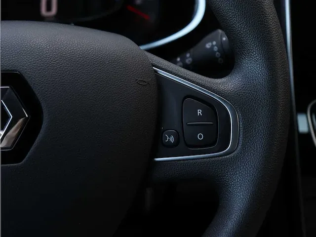 Renault clio 0.9 tce zen ecc/nav | sk-528-d - afbeelding 25 van  35
