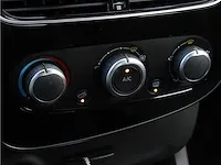 Renault clio 0.9 tce zen ecc/nav | sk-528-d - afbeelding 28 van  35
