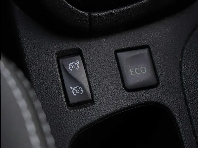 Renault clio 0.9 tce zen ecc/nav | sk-528-d - afbeelding 31 van  35