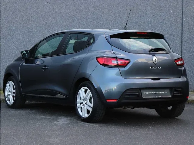 Renault clio 0.9 tce zen ecc/nav | sk-528-d - afbeelding 12 van  35