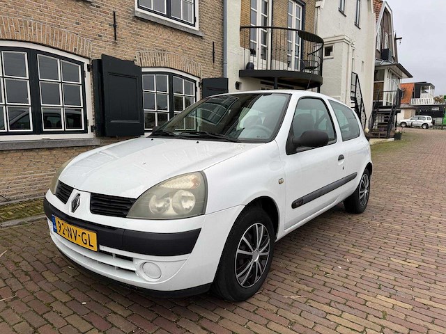 Renault clio 1.2-16v auth.airco 92-nv-gl - afbeelding 12 van  16
