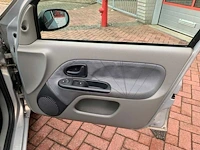 Renault clio 1.2 16v authentique, 46-jh-zl - afbeelding 4 van  15