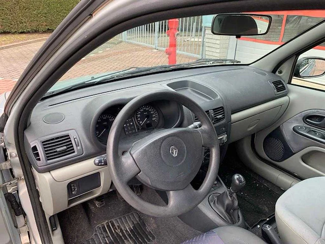 Renault clio 1.2 16v authentique, 46-jh-zl - afbeelding 15 van  15