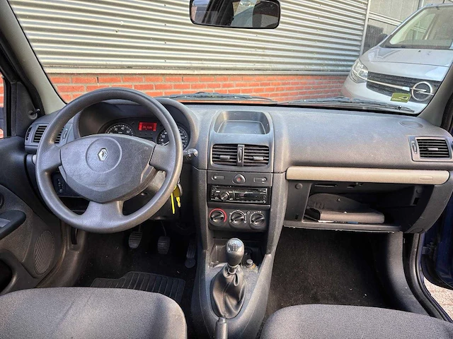 Renault clio 1.2 16v authentique basis, 12-nt-sl - afbeelding 6 van  11