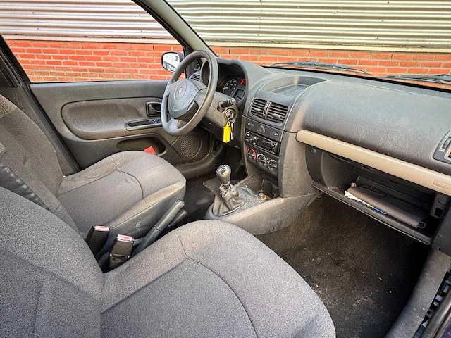 Renault clio 1.2 16v authentique basis, 12-nt-sl - afbeelding 7 van  11