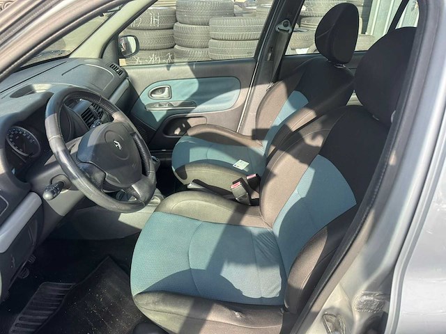 Renault clio 1.2-16v campus 2007 | 79-xk-fh - afbeelding 4 van  11