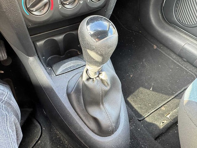 Renault clio 1.2-16v campus 2007 | 79-xk-fh - afbeelding 7 van  11