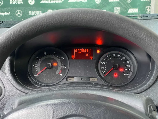 Renault clio 1.2-16v expression 75pk 2006, 27-td-vh - afbeelding 24 van  28