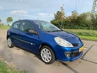 Renault clio 1.2 16v special line, 64-gkp-9 - afbeelding 15 van  21
