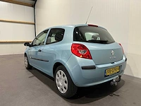 Renault clio 1.2-16v special line 98-gpr-4 - afbeelding 12 van  18