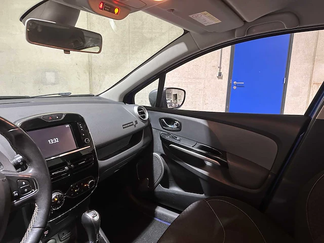 Renault clio 1.2 gt (automaat) 120pk 2015, rz-409-b - afbeelding 13 van  45