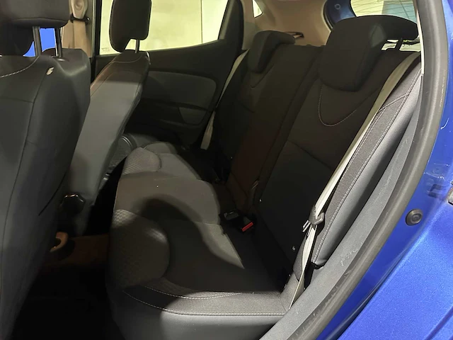 Renault clio 1.2 gt (automaat) 120pk 2015, rz-409-b - afbeelding 31 van  45