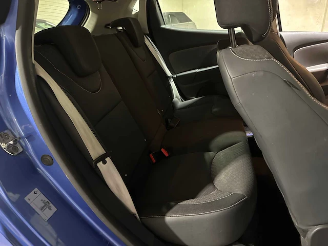 Renault clio 1.2 gt (automaat) 120pk 2015, rz-409-b - afbeelding 35 van  45