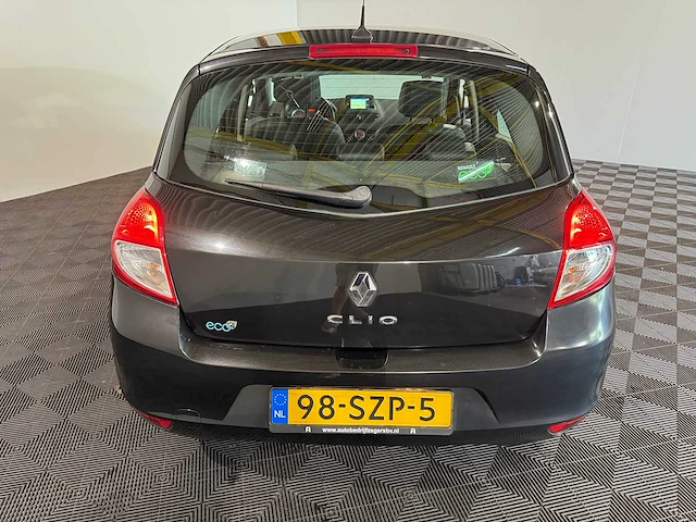 Renault clio 1.2 night & day, 98-szp-5 - afbeelding 6 van  12