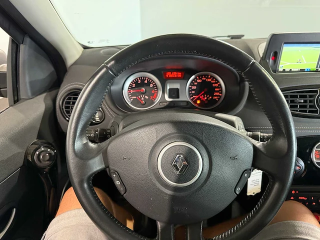 Renault clio 1.2 night & day, 98-szp-5 - afbeelding 12 van  12