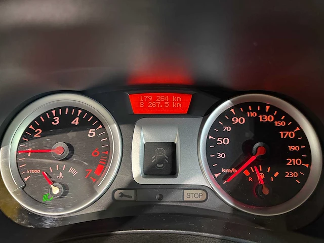 Renault clio 1.2 tce collection, 15-zdf-9 - afbeelding 13 van  13