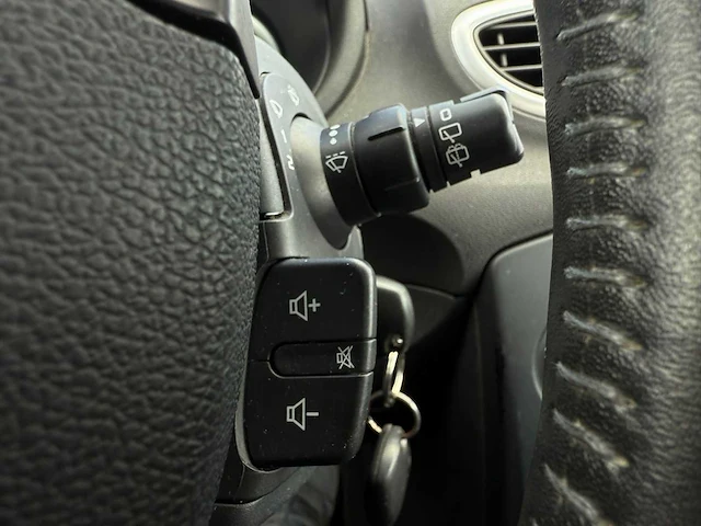 Renault clio 1.2 tce collection , 52-hzl-3 - afbeelding 6 van  21