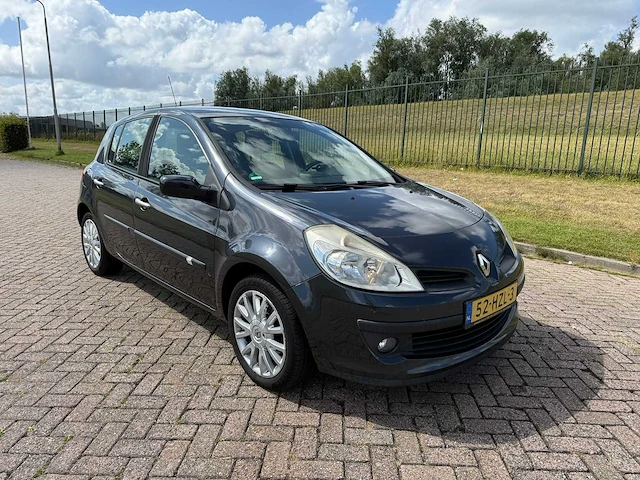 Renault clio 1.2 tce collection , 52-hzl-3 - afbeelding 12 van  21