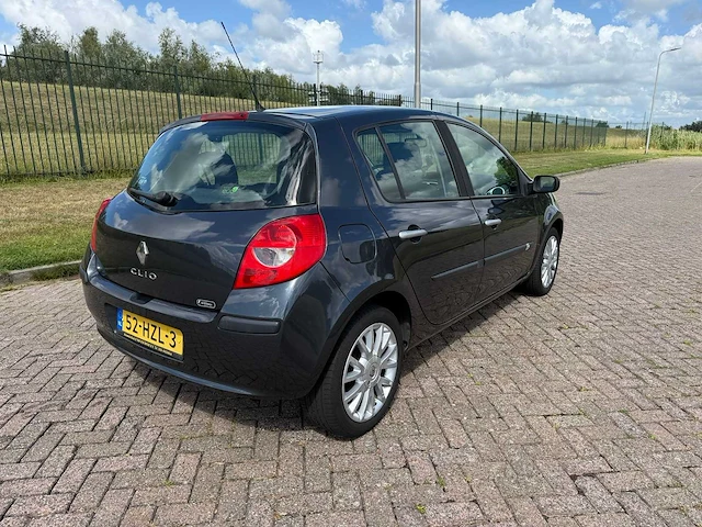 Renault clio 1.2 tce collection , 52-hzl-3 - afbeelding 15 van  21