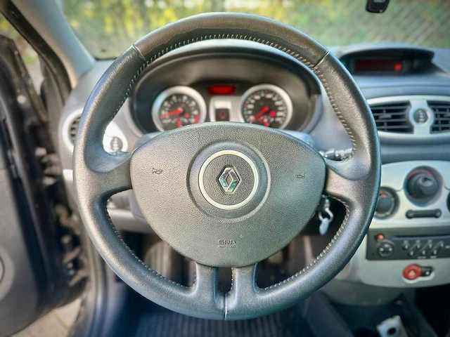 Renault clio 1.2 tce rip curl, 60-zr-sv - afbeelding 3 van  14