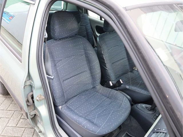 Renault clio 1.4-16v expression automaat 2009, 44-lj-fn - afbeelding 10 van  26