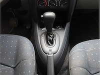Renault clio 1.4-16v expression automaat 2009, 44-lj-fn - afbeelding 14 van  26