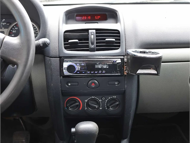 Renault clio 1.4-16v expression automaat 2009, 44-lj-fn - afbeelding 15 van  26